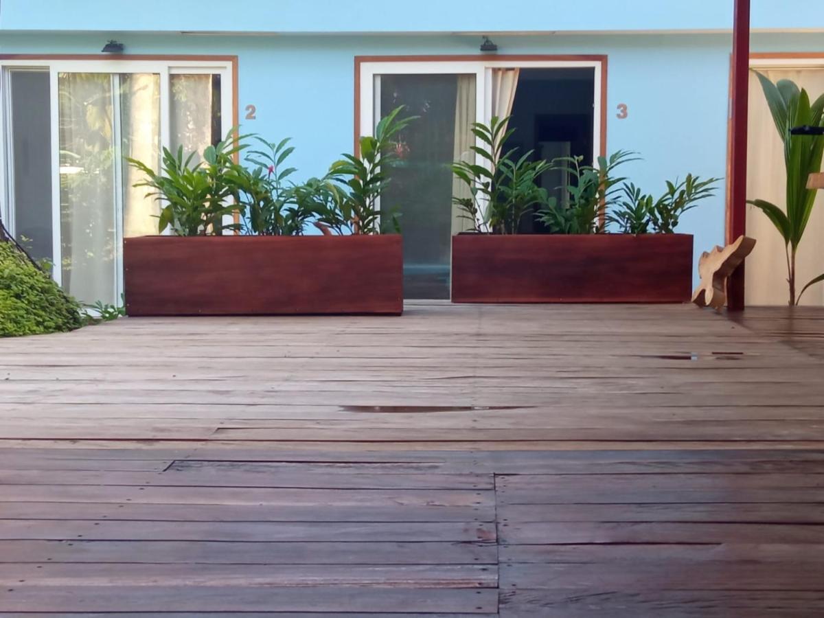 La Luciernaga Big Creek Bed & Breakfast Bocas Town Bagian luar foto