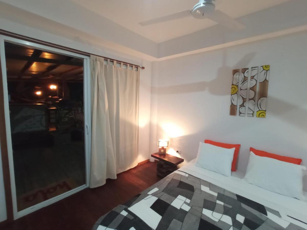 La Luciernaga Big Creek Bed & Breakfast Bocas Town Bagian luar foto