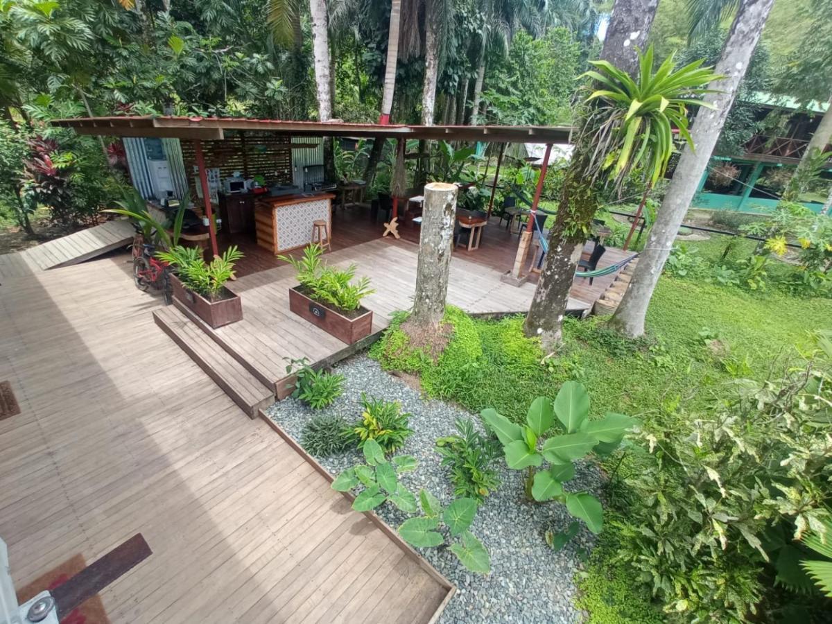 La Luciernaga Big Creek Bed & Breakfast Bocas Town Bagian luar foto